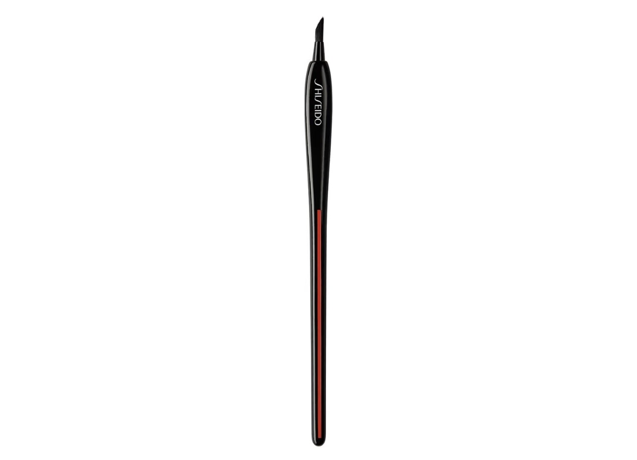 刀のような筆先が魅力、SHISEIDO メーキャップ 刀 筆 アイライニングブラシ